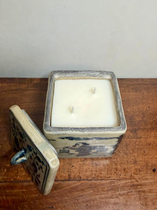 Antique Chinese Blue and White Porcelain Tea Caddy