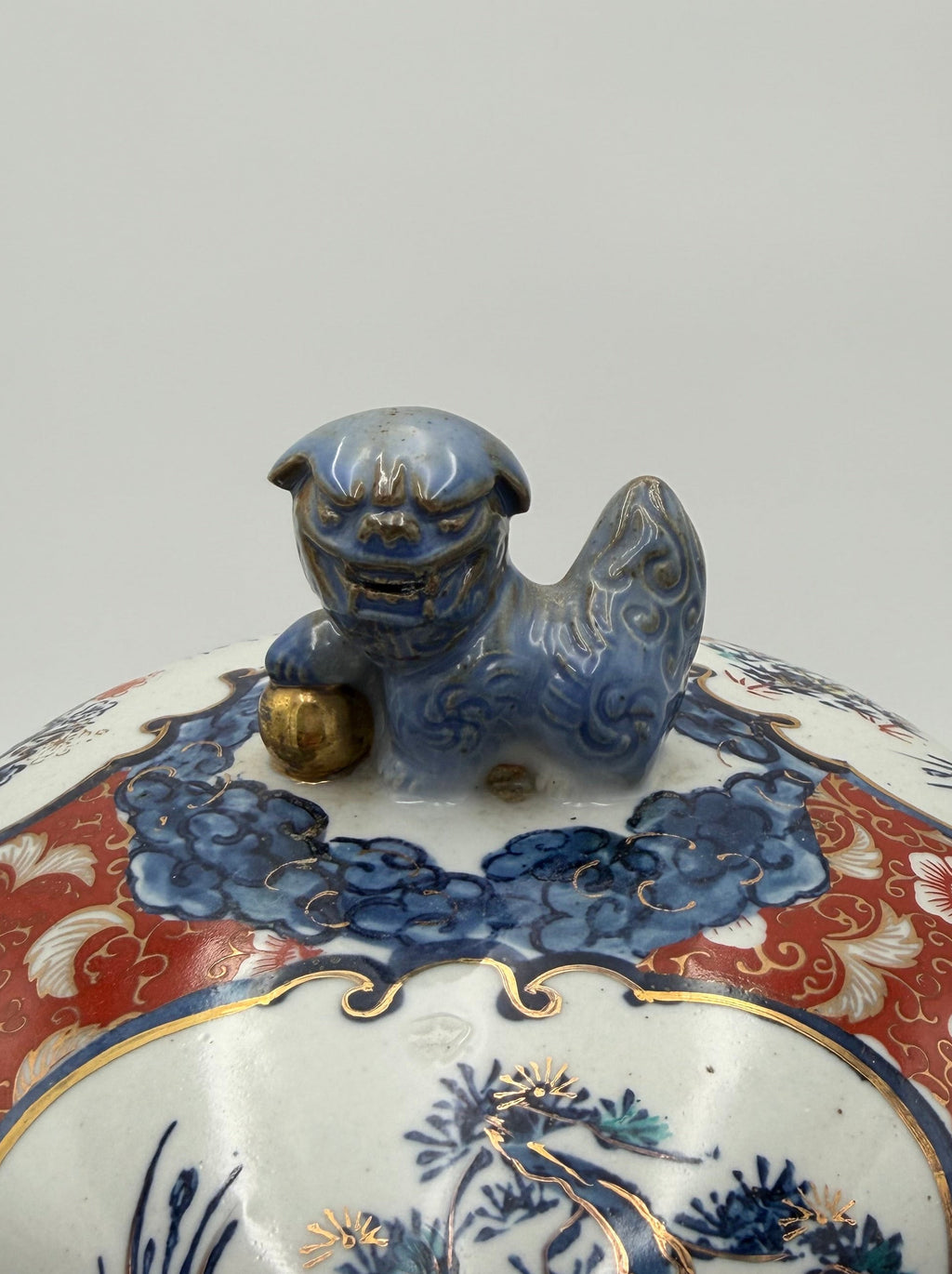 Antique Imari Porcelain Foo Dog Tureen