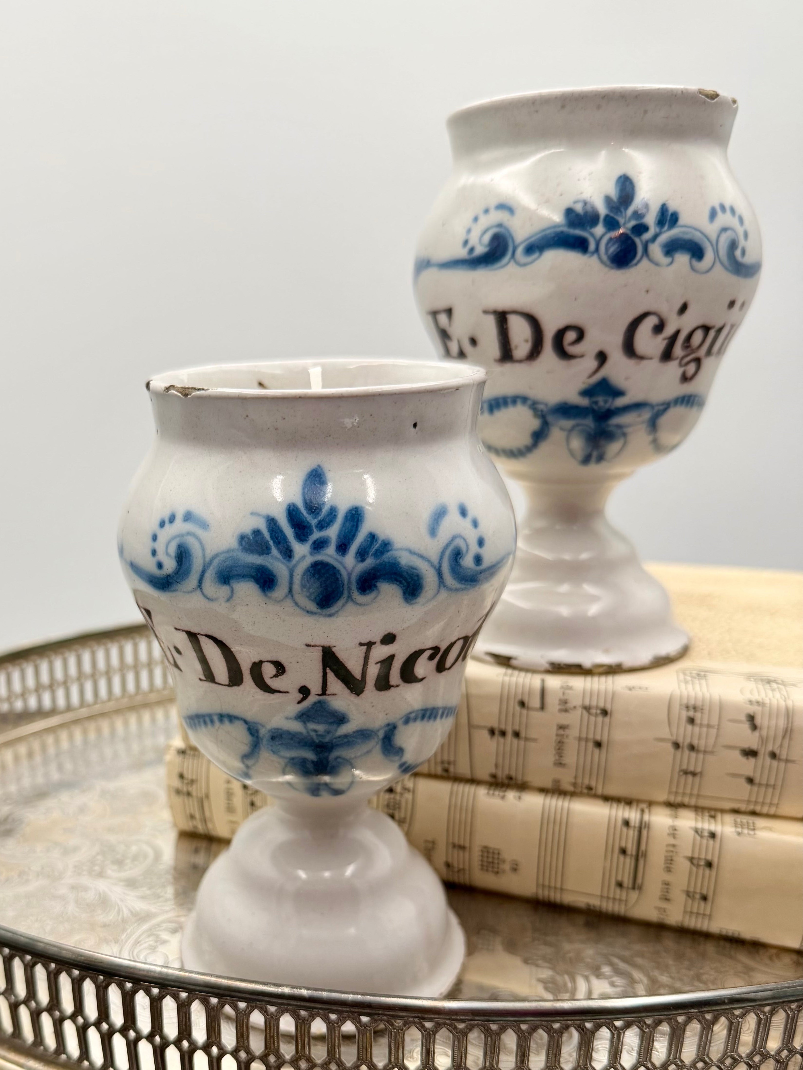 Antique French Delft Apothecary Jar from 1720 - De, Cigiie