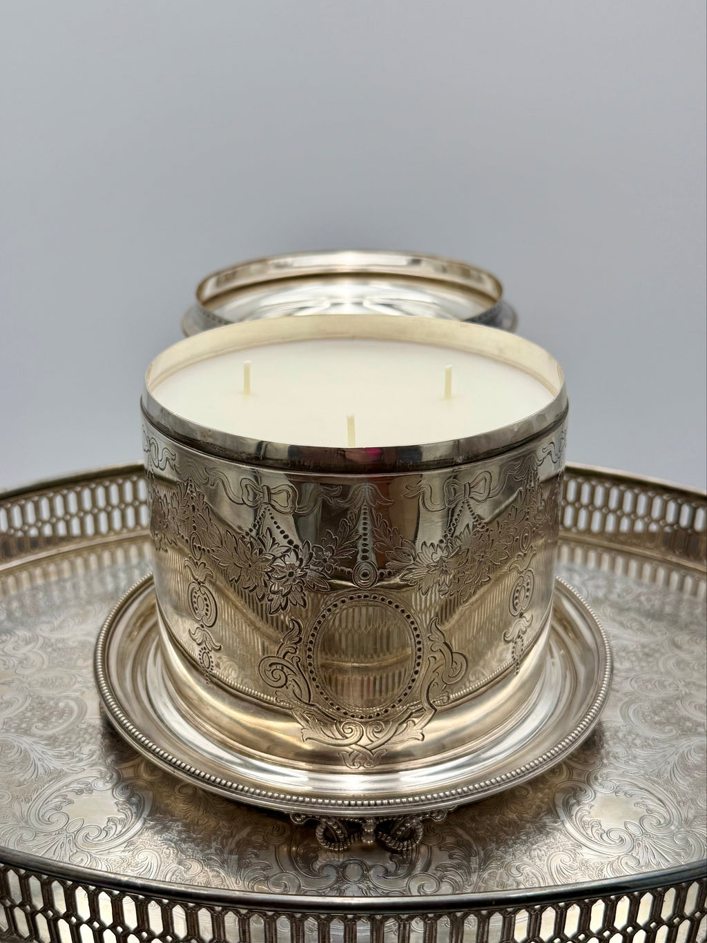 Antique Elkington & Co Silver-Plated Biscuit Barrel