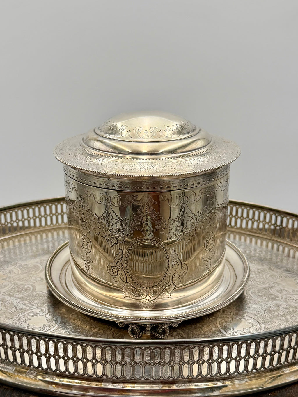 Antique Elkington & Co Silver-Plated Biscuit Barrel